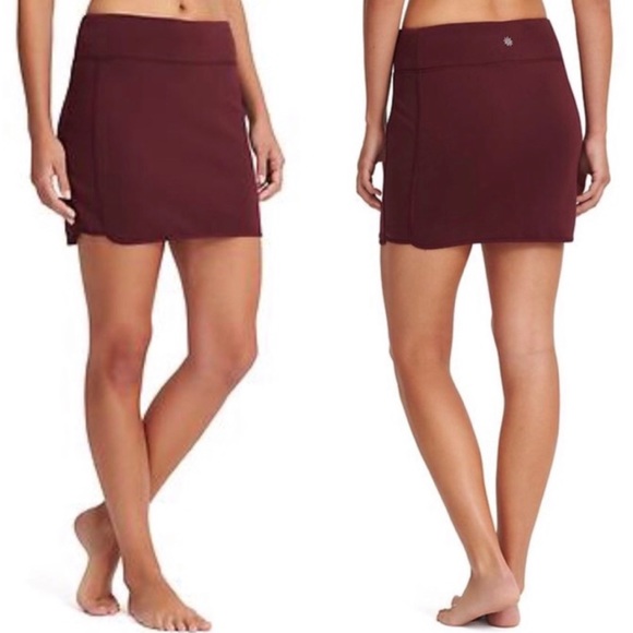 Athleta tech stretch Wander skirt
